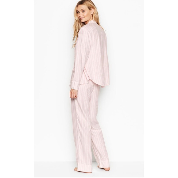 V.S. Pink Flannel PJ Set! - Picture 2 of 6